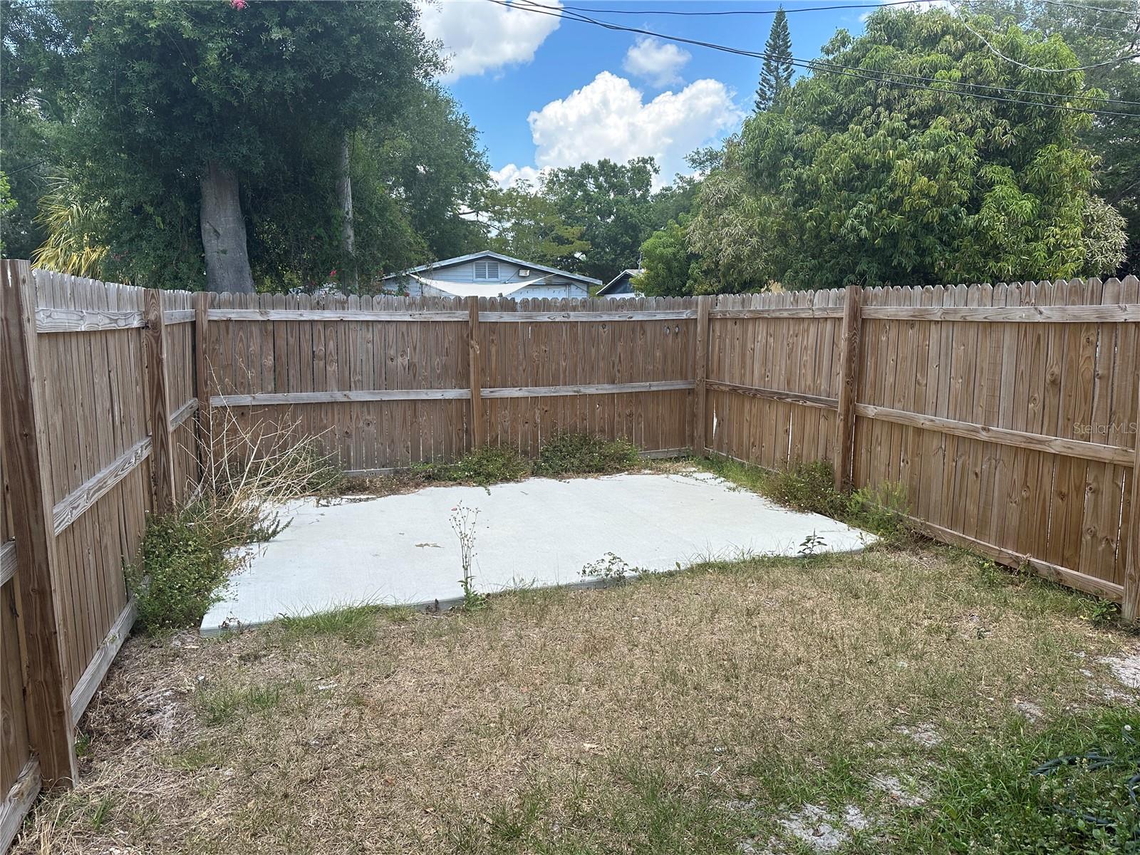 MIDWAY SUB - Residential Lease