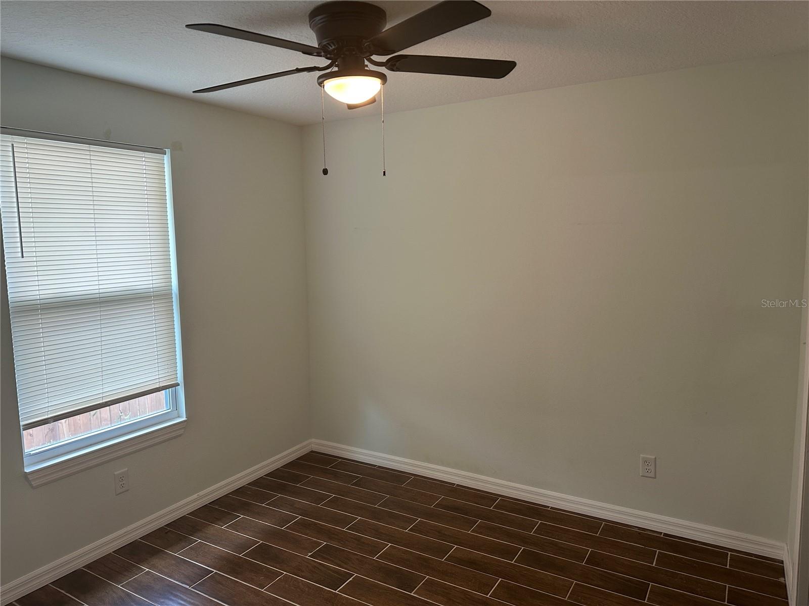 MIDWAY SUB - Residential Lease