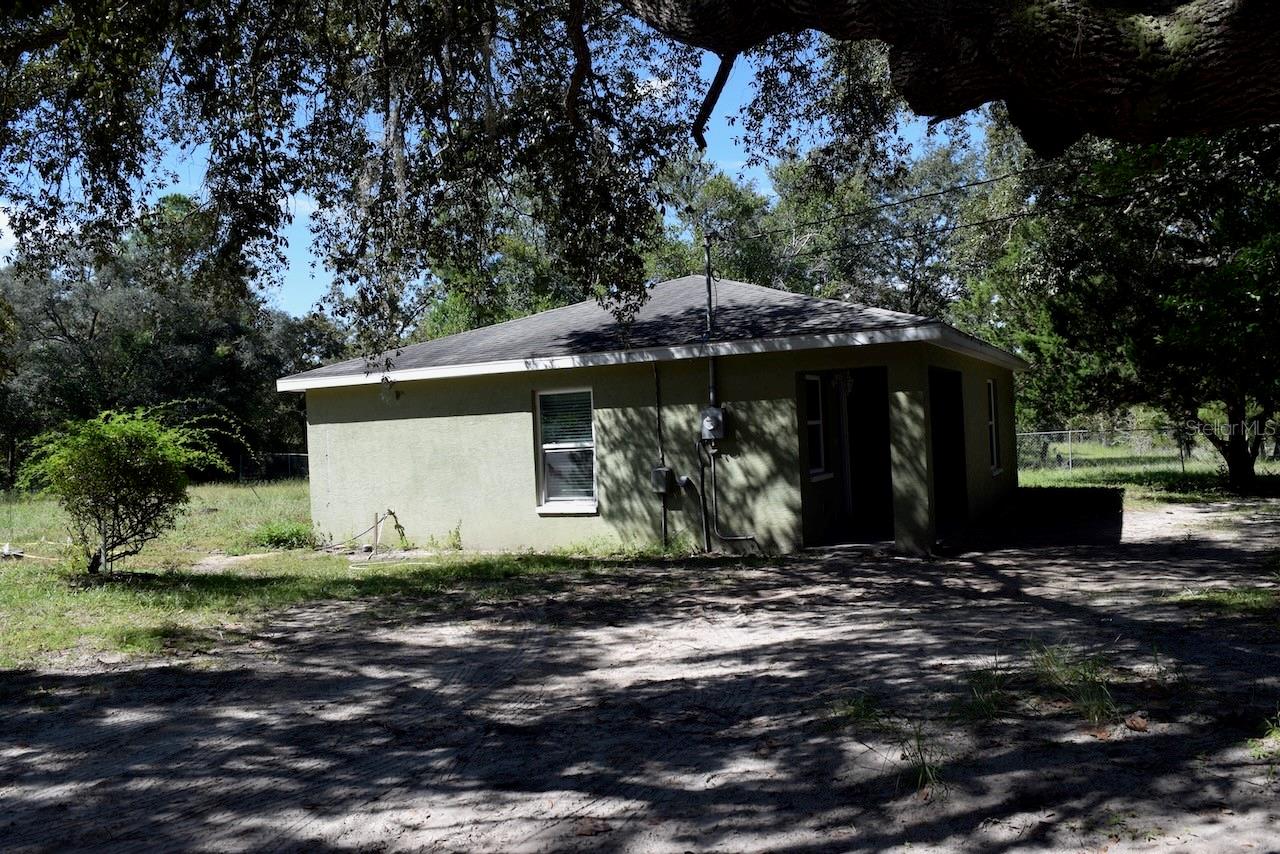 1750 W HIGH ACRES STREET