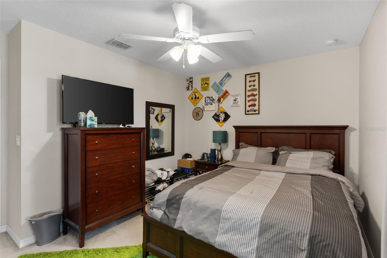 OAKTREE POINTE VILLAS - Residential