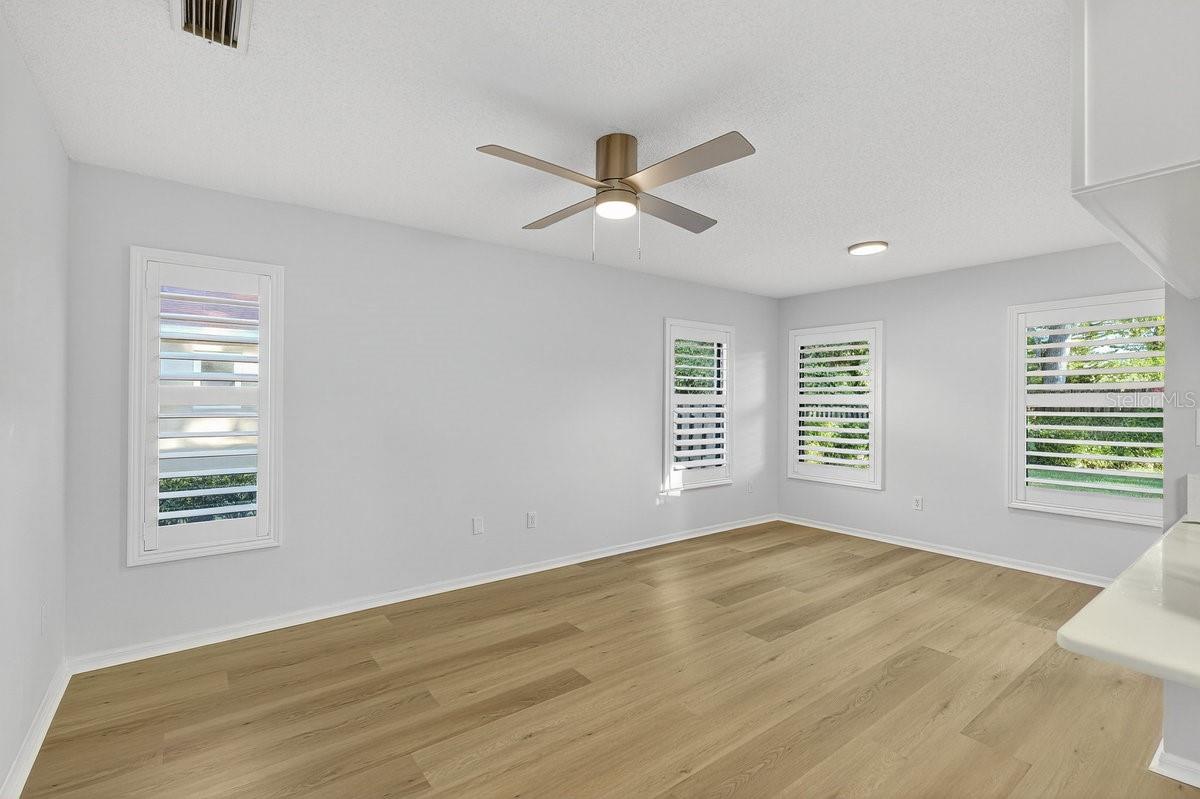 BRYAN CAVE ESTATES - Residential