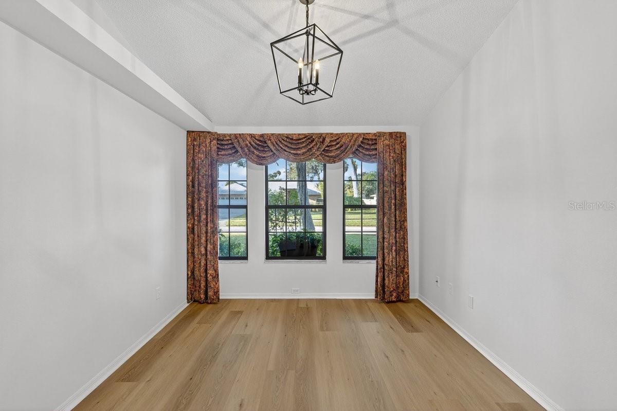 BRYAN CAVE ESTATES - Residential