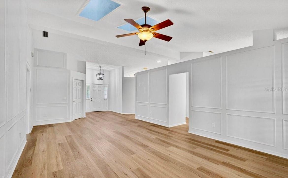 BRYAN CAVE ESTATES - Residential