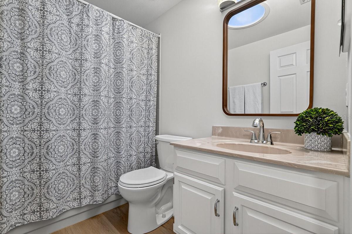 BRYAN CAVE ESTATES - Residential