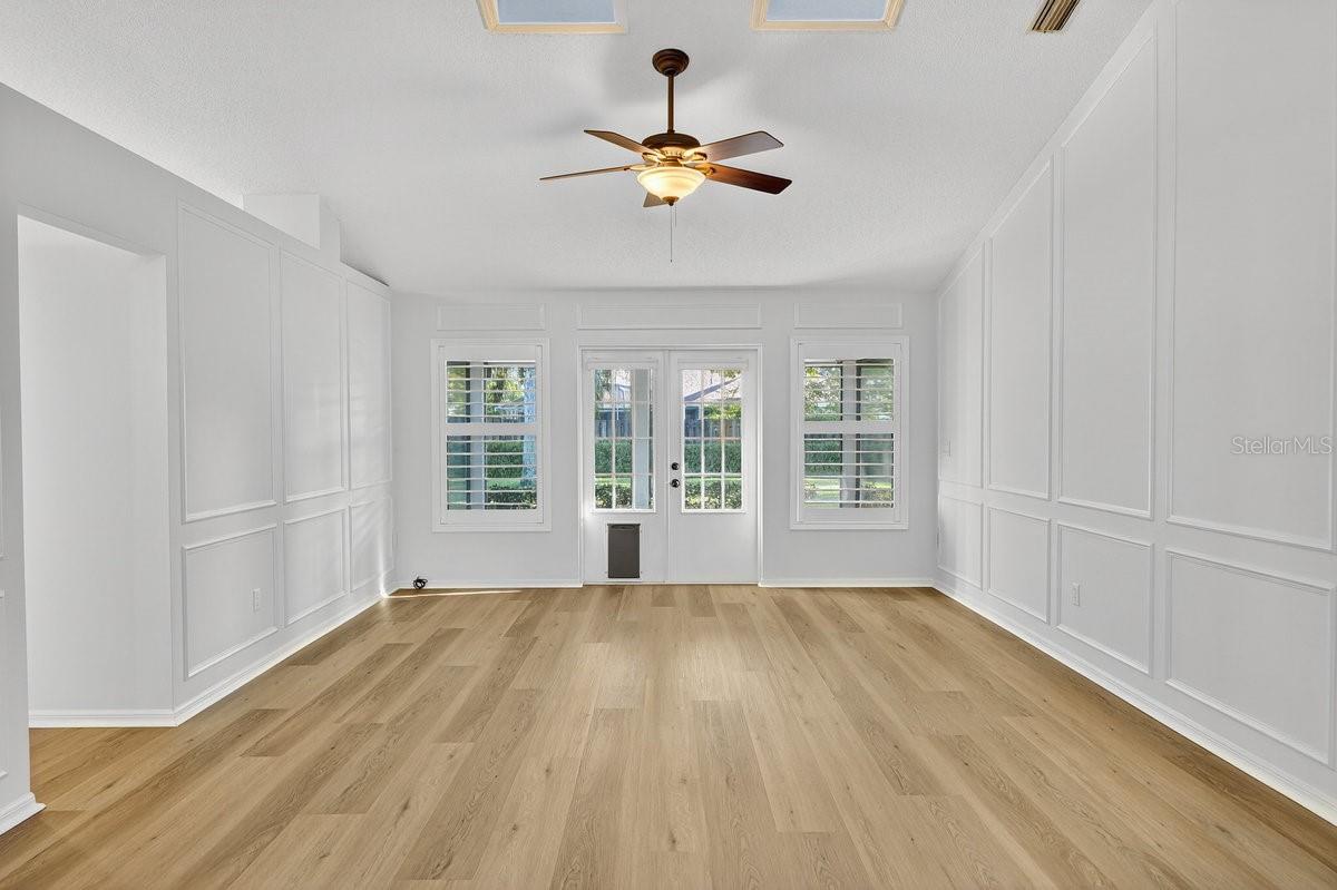 BRYAN CAVE ESTATES - Residential