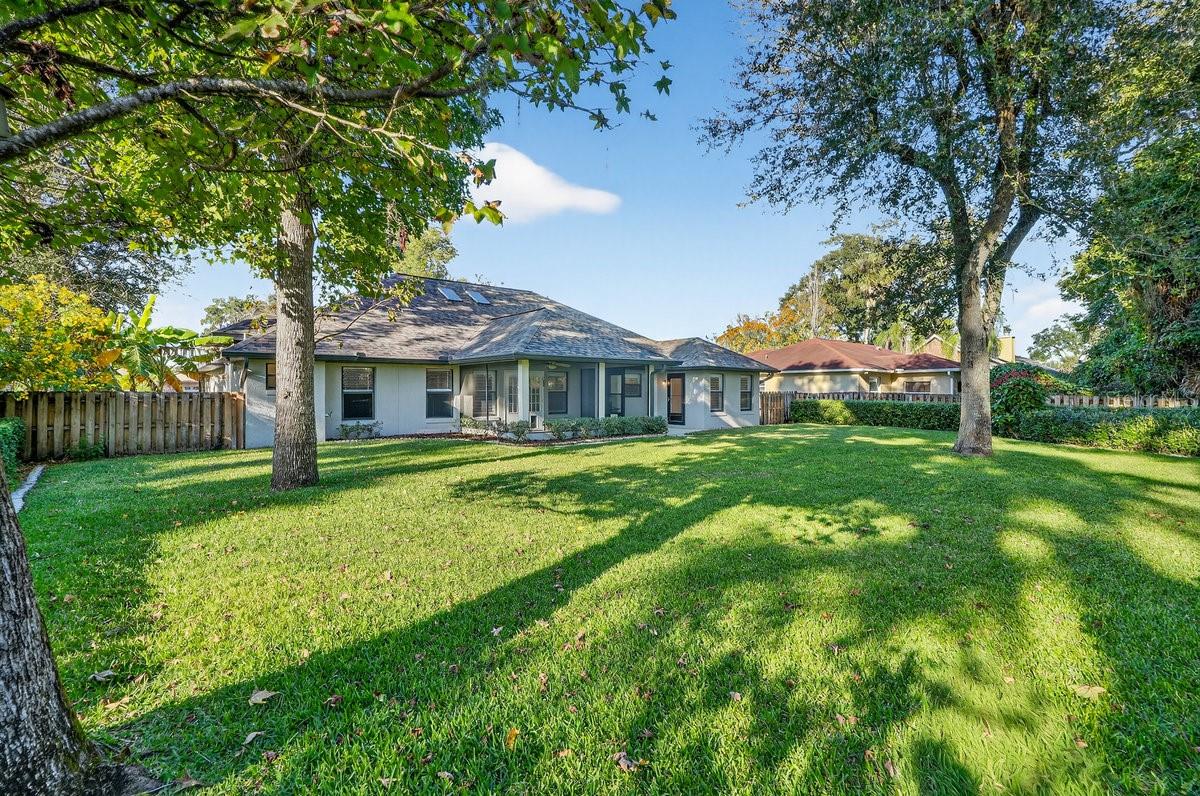 BRYAN CAVE ESTATES - Residential