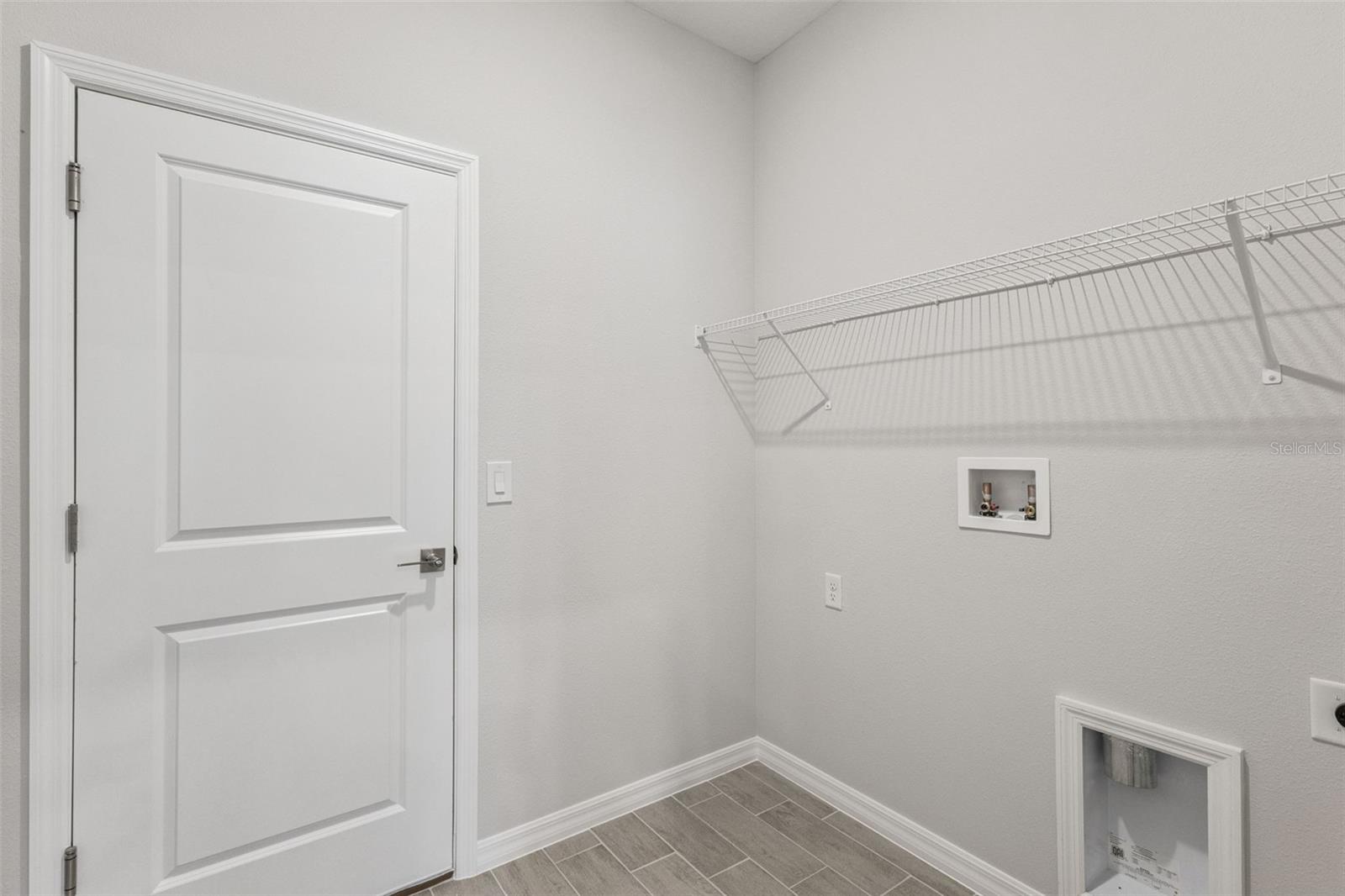 MARION OAKS UN 05 - Residential Lease