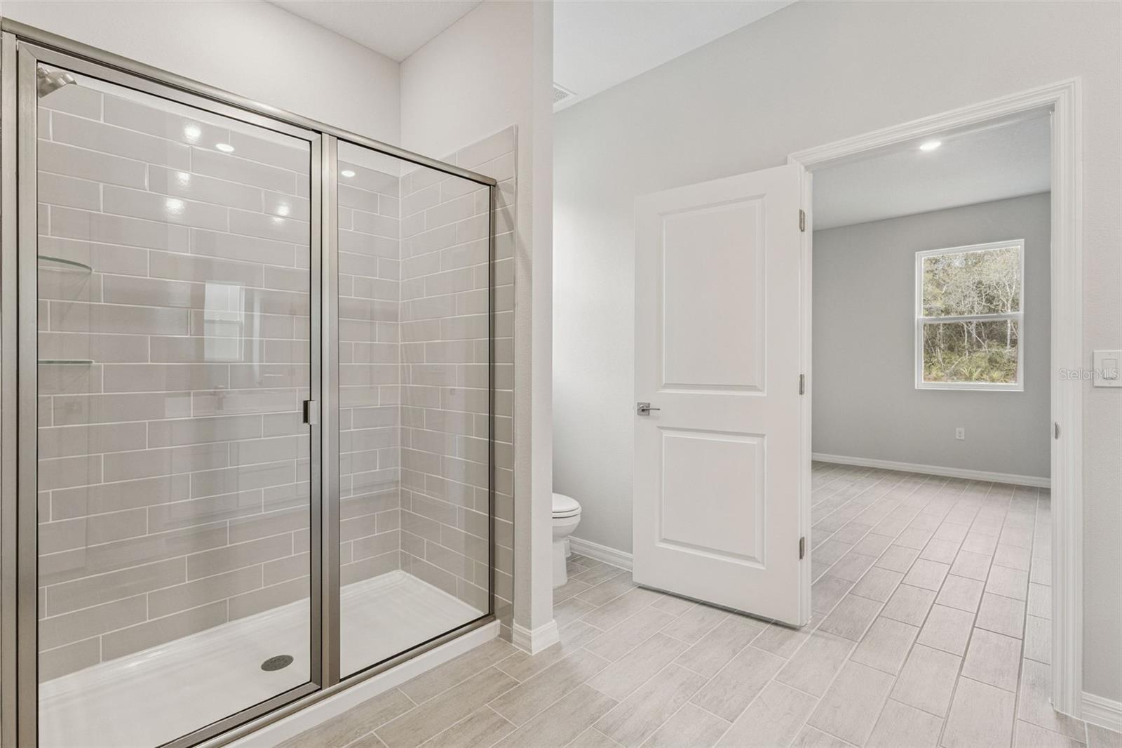 MARION OAKS UN 05 - Residential Lease