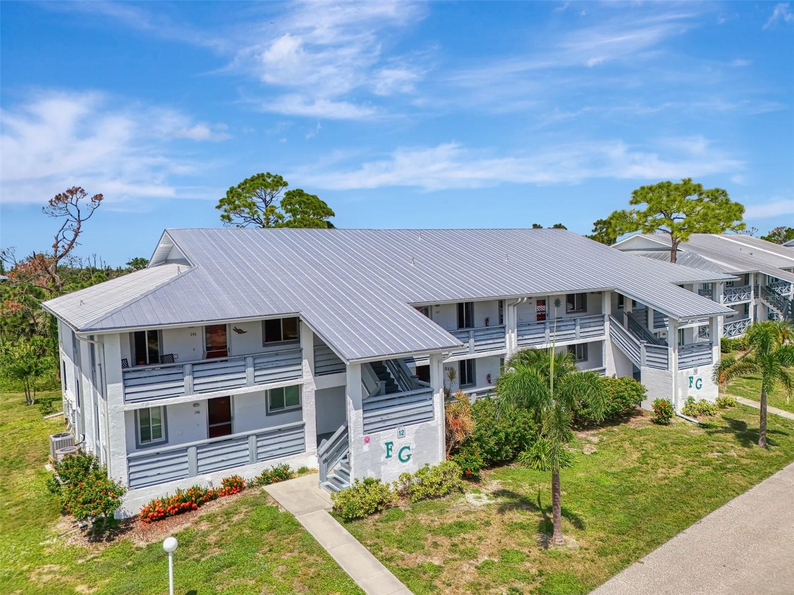 FIDDLERS GREEN 02 PH 02 BLDG 01 - Residential