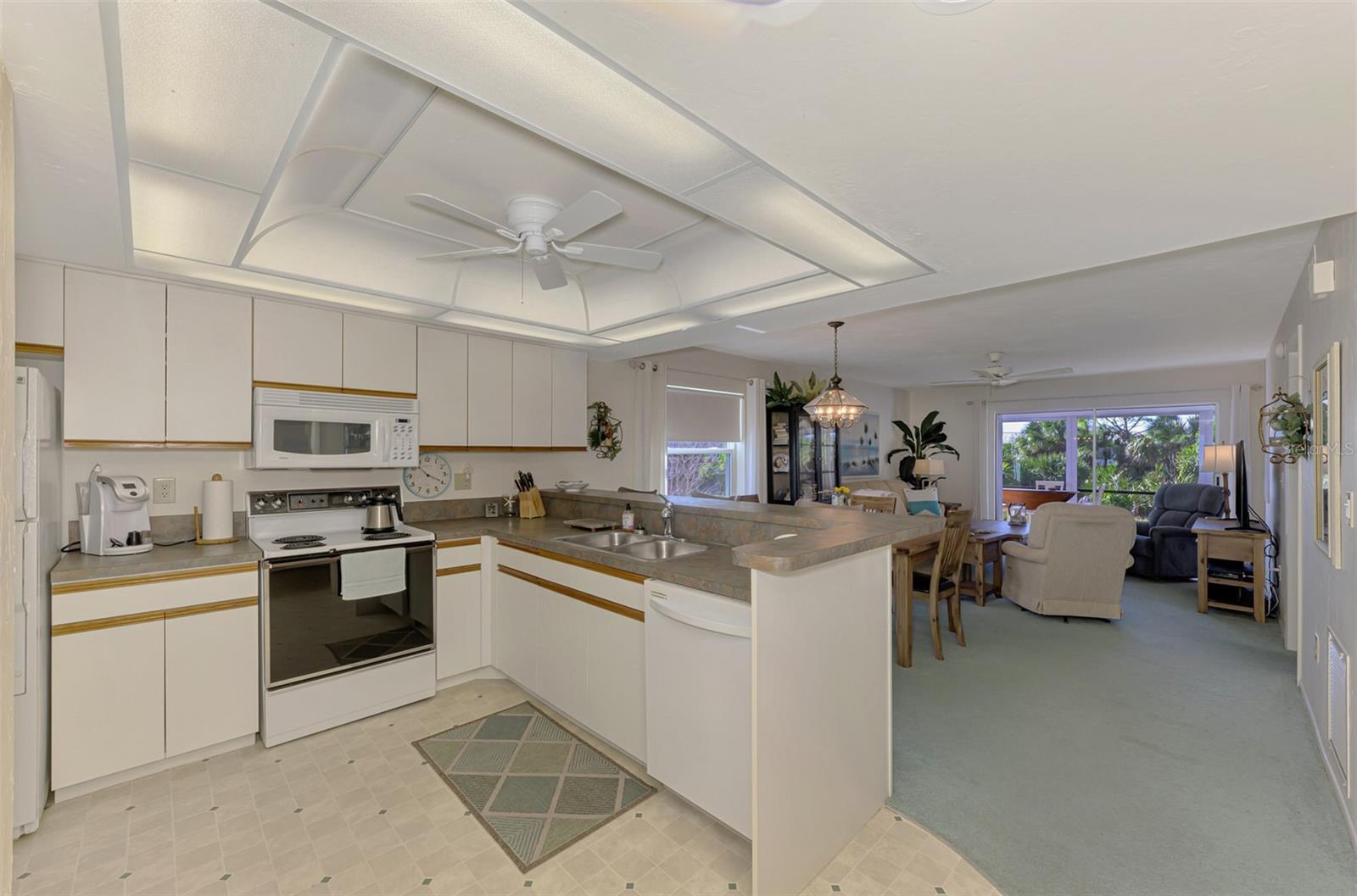 FIDDLERS GREEN 02 PH 02 BLDG 01 - Residential