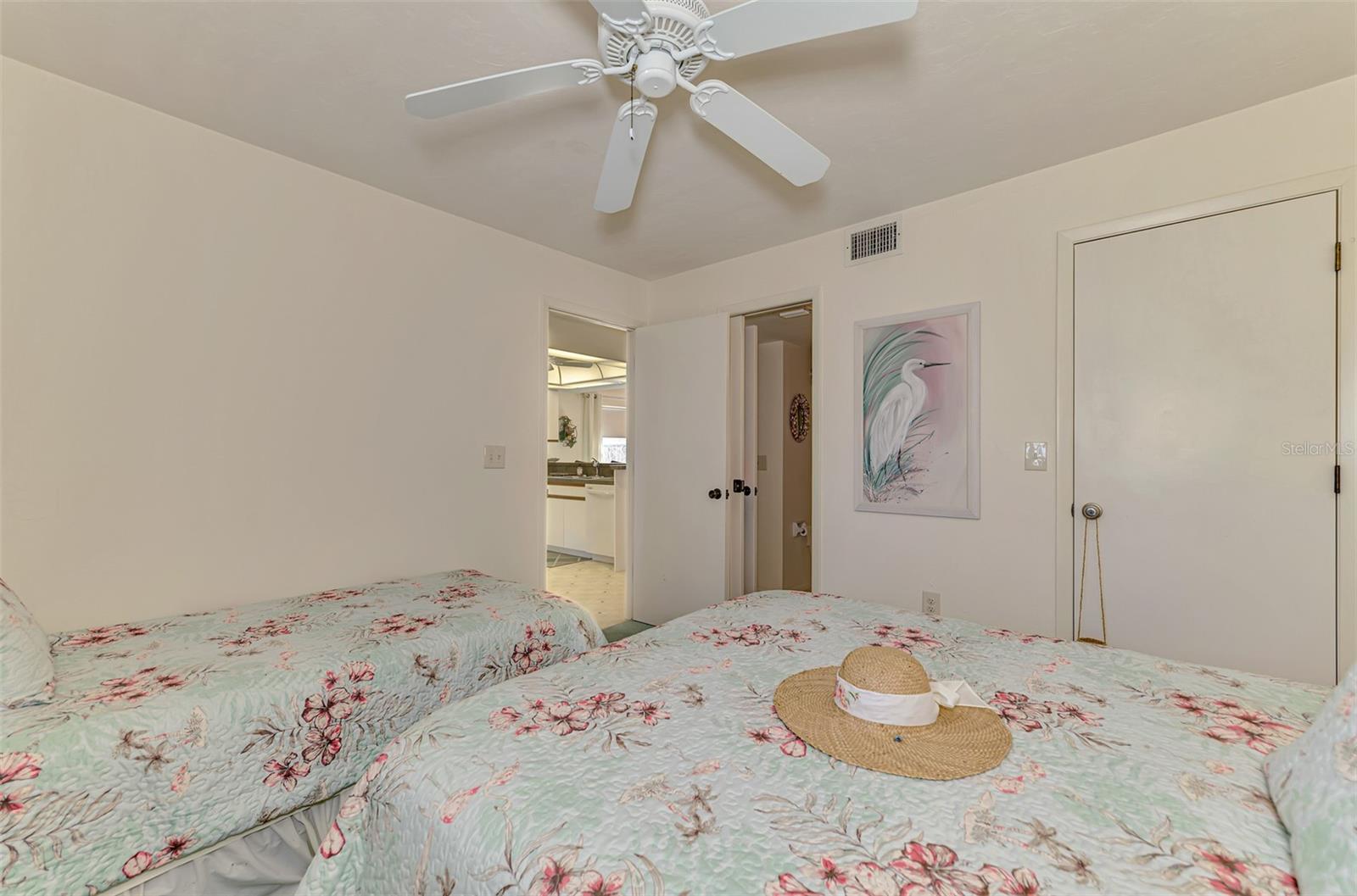 FIDDLERS GREEN 02 PH 02 BLDG 01 - Residential