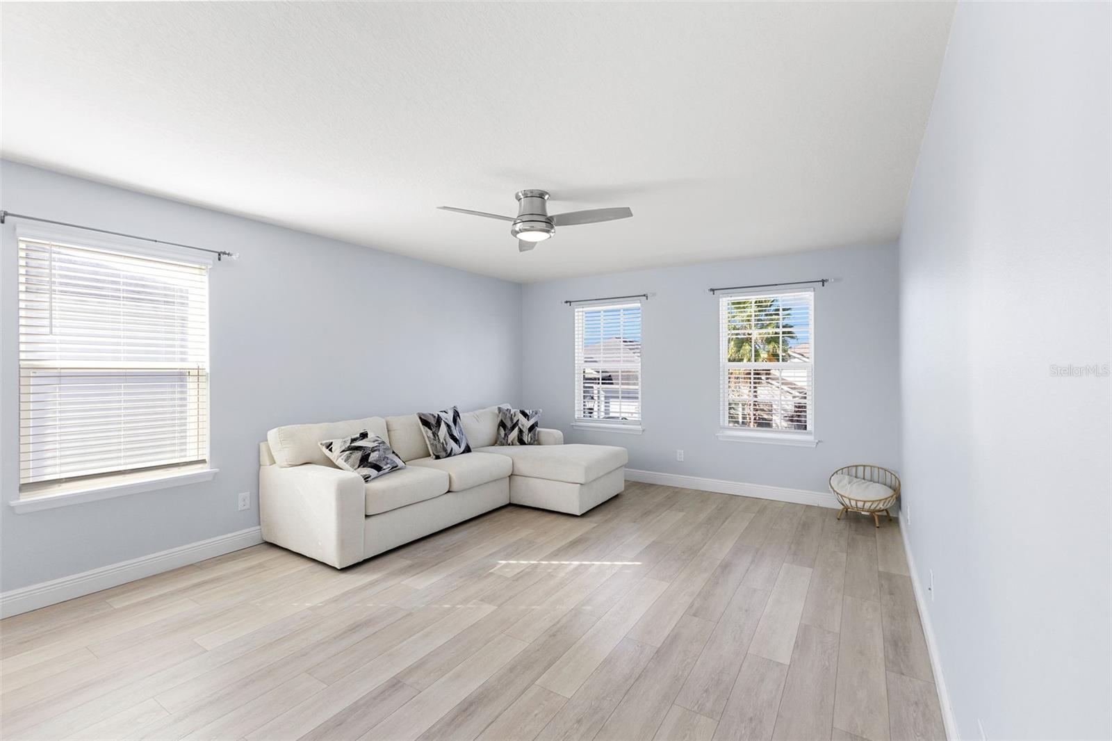 LUCAYA LAKE CLUB PH 3 - Residential