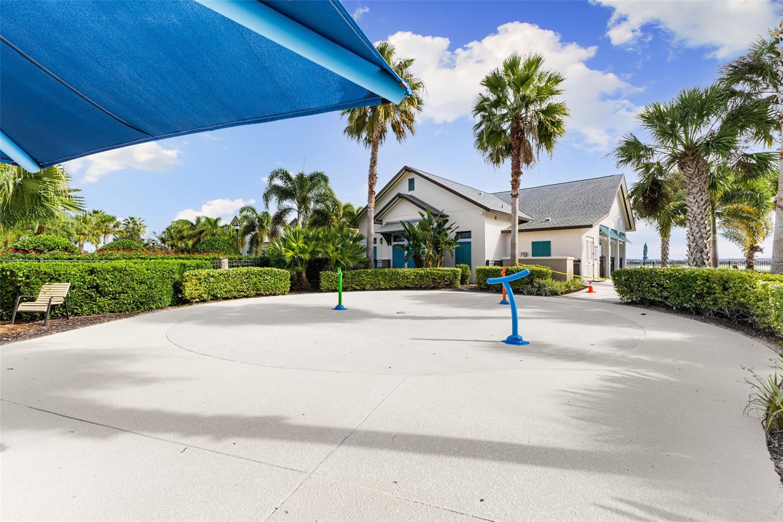 LUCAYA LAKE CLUB PH 3 - Residential