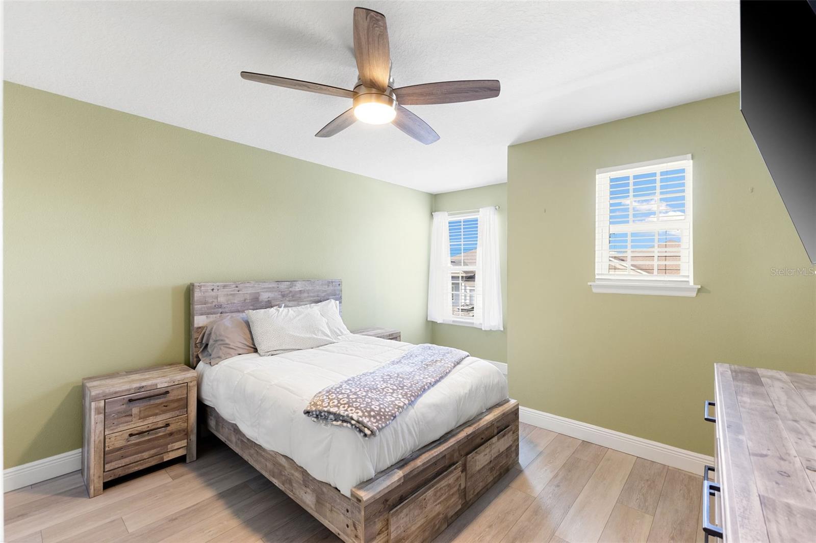 LUCAYA LAKE CLUB PH 3 - Residential