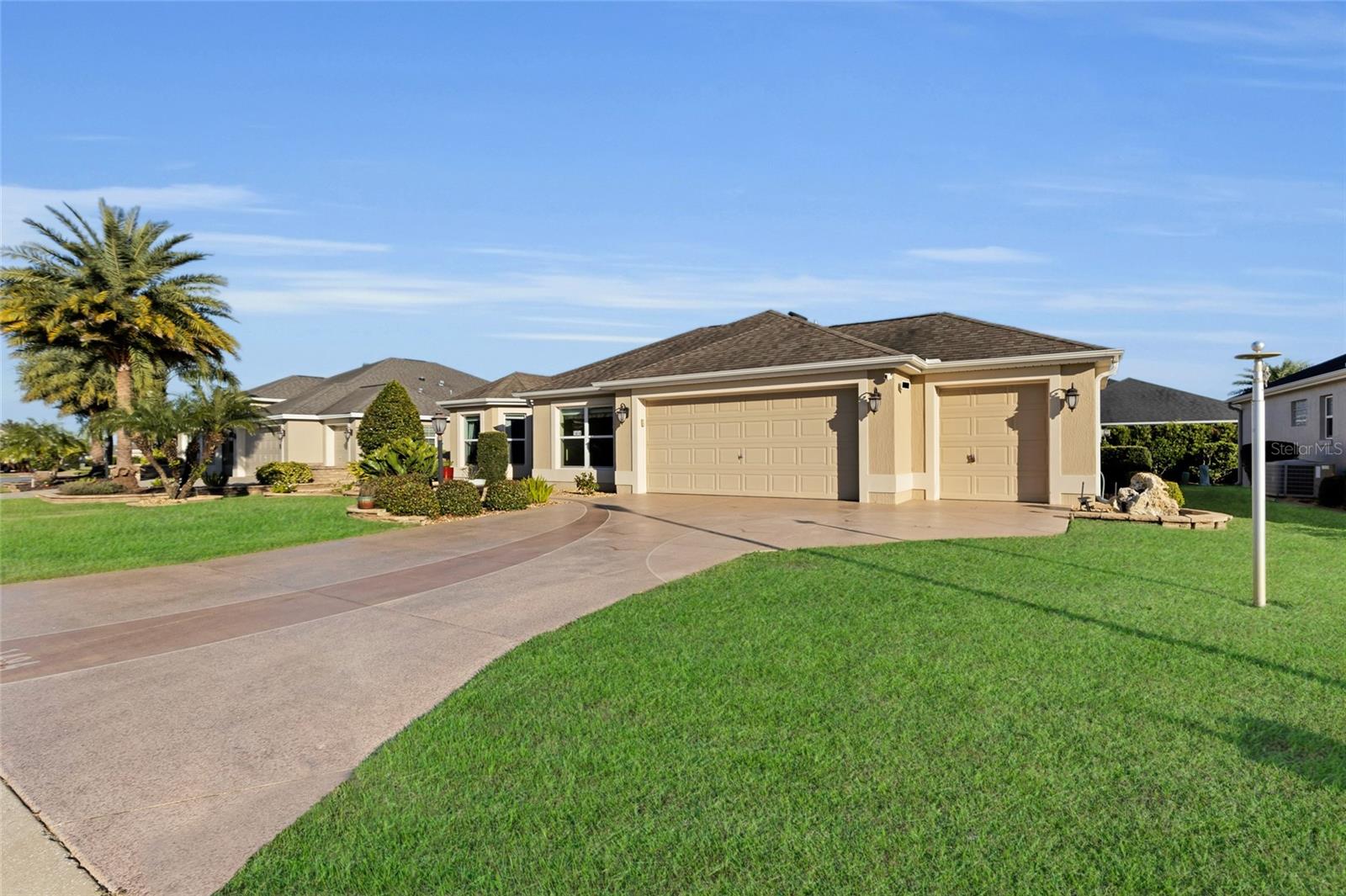 1494 WALNUT WAY
