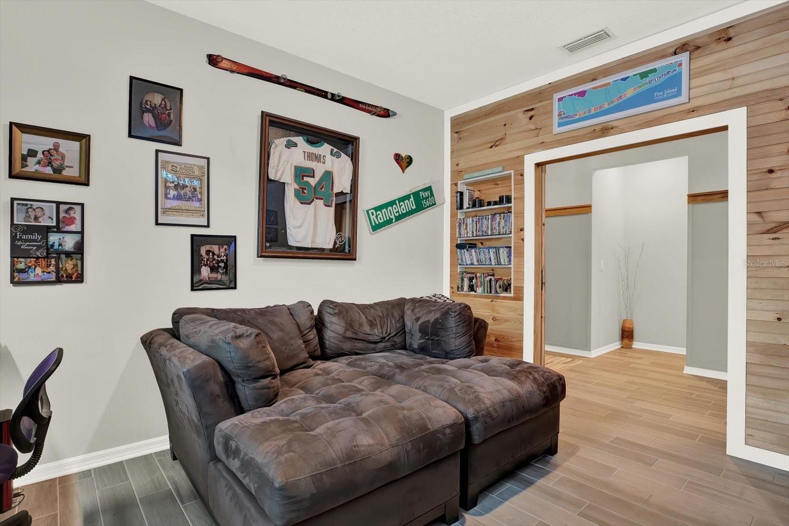 SAVANNA AT LAKEWOOD RANCH PH III 3ABD - Residential