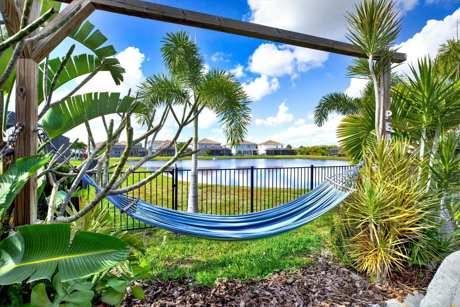 SAVANNA AT LAKEWOOD RANCH PH III 3ABD - Residential