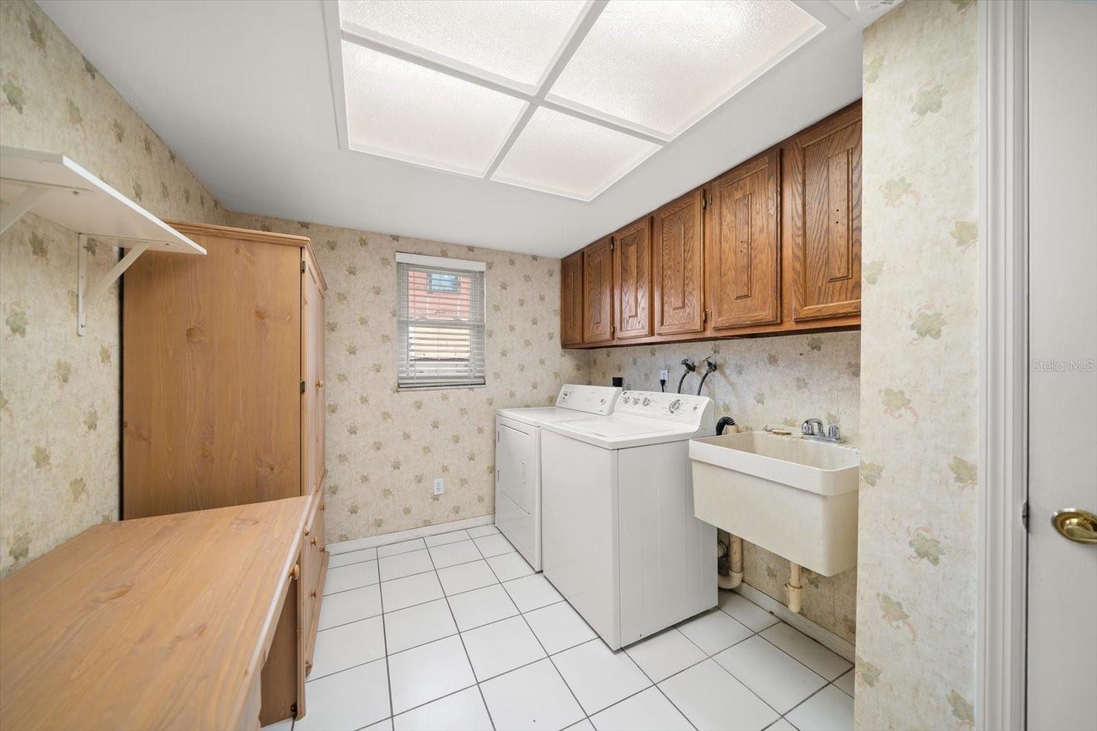 BARDMOOR NORTHEAST REP TRACTS A & B - Residential