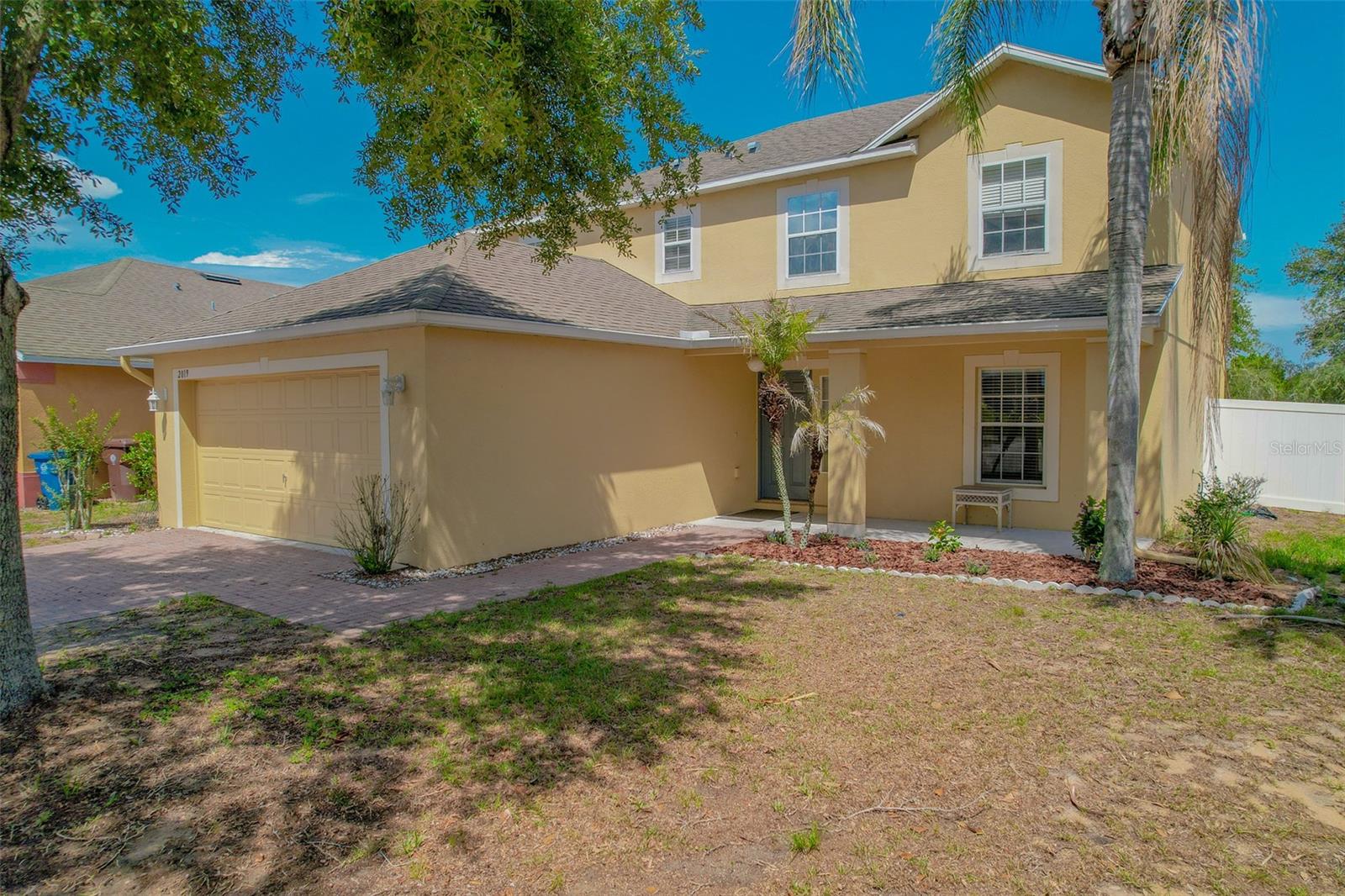 2019 HONEYBELL AVENUE