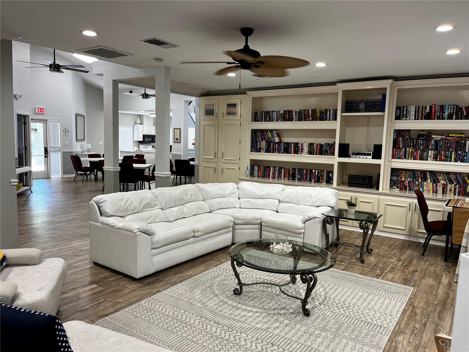 OAK RIDGE - Residential