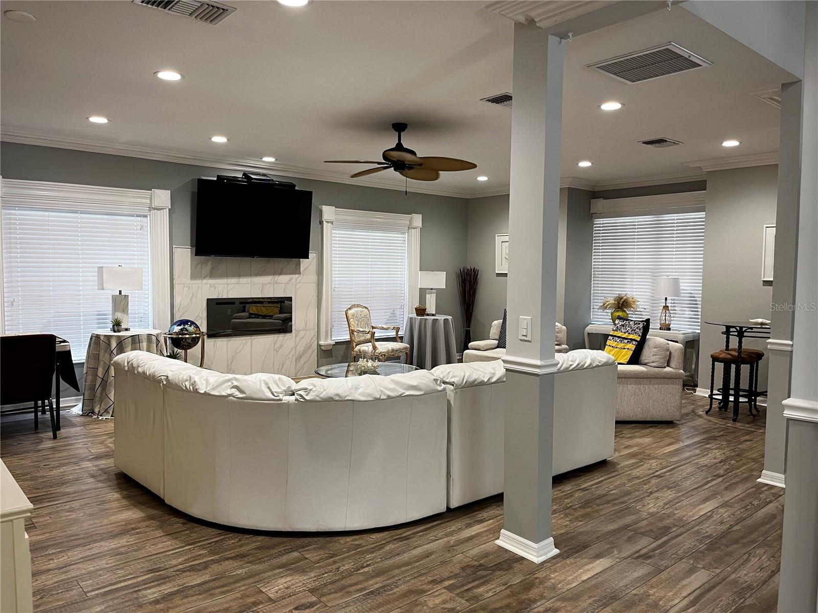 OAK RIDGE - Residential