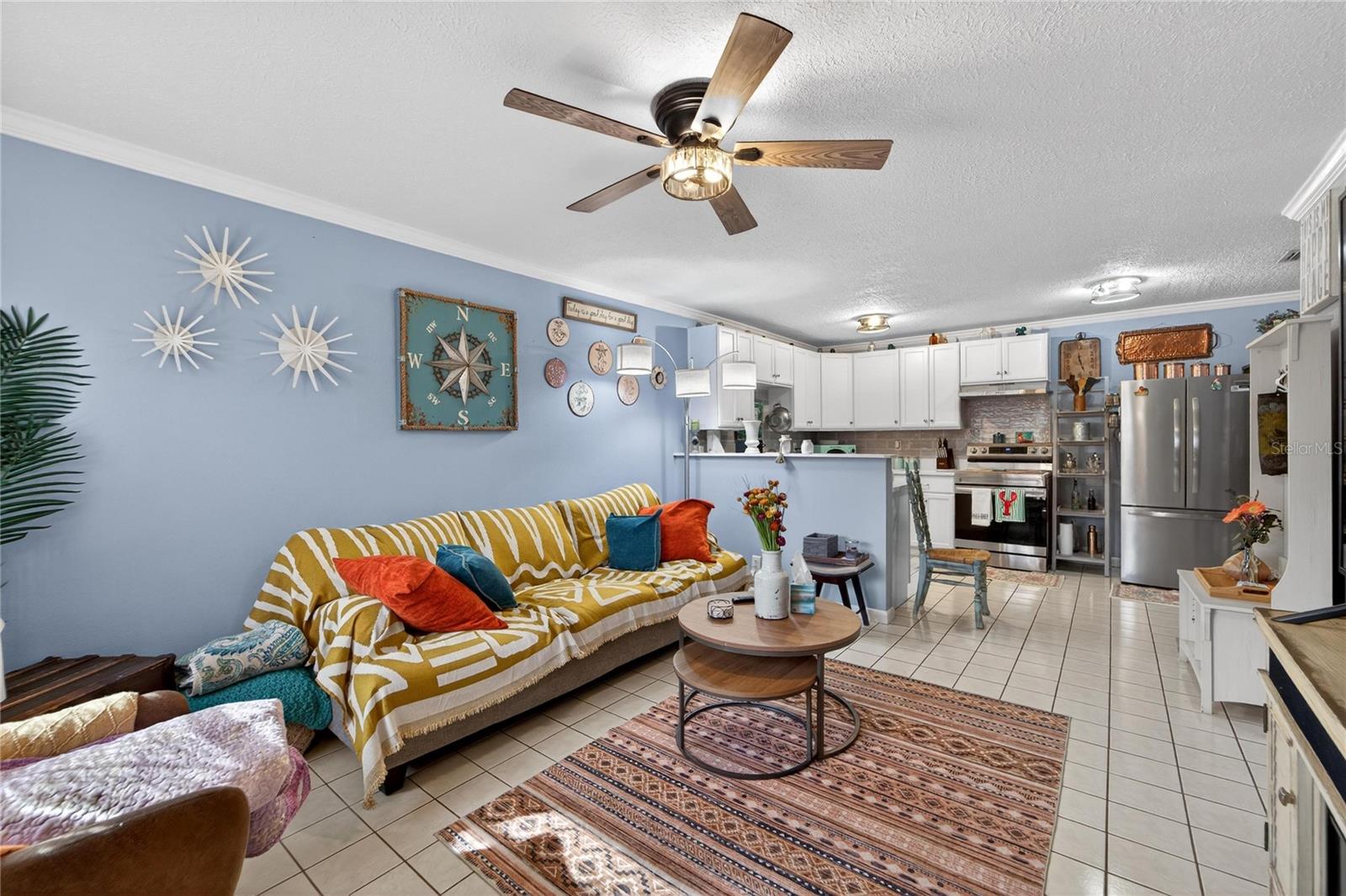 BAY CREST CONDO PH II - Residential