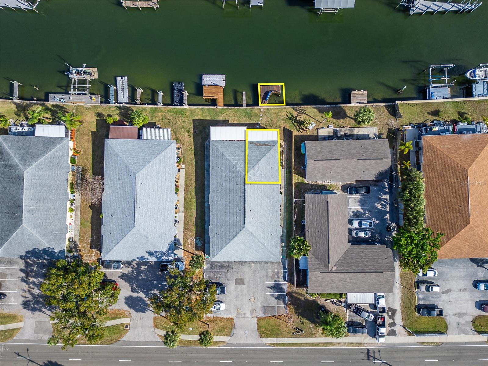 BAY CREST CONDO PH II - Residential