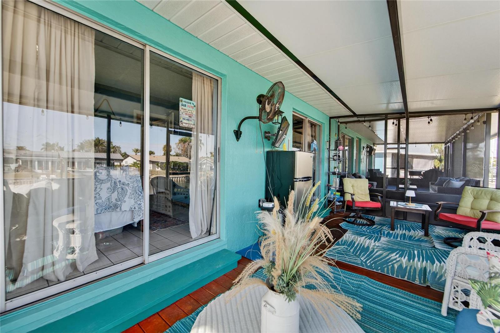 BAY CREST CONDO PH II - Residential