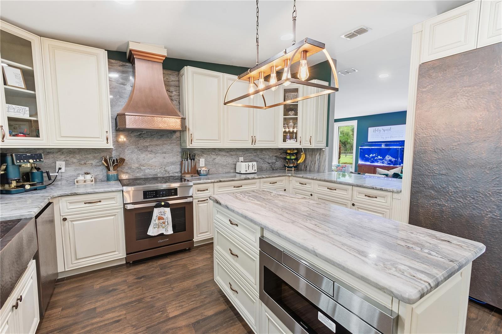 MONEYTREE RANCHETTES SUB - Residential