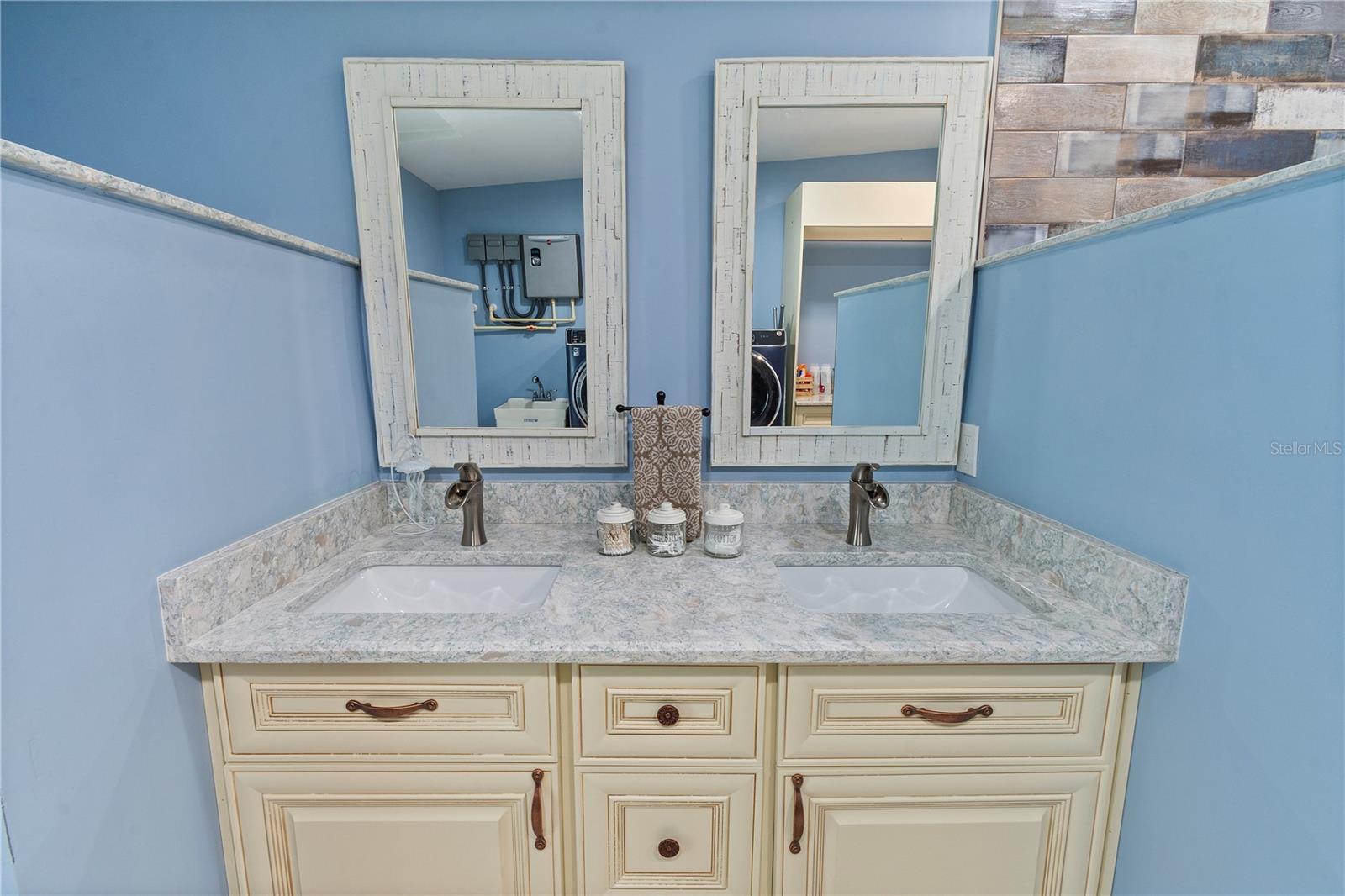 MONEYTREE RANCHETTES SUB - Residential