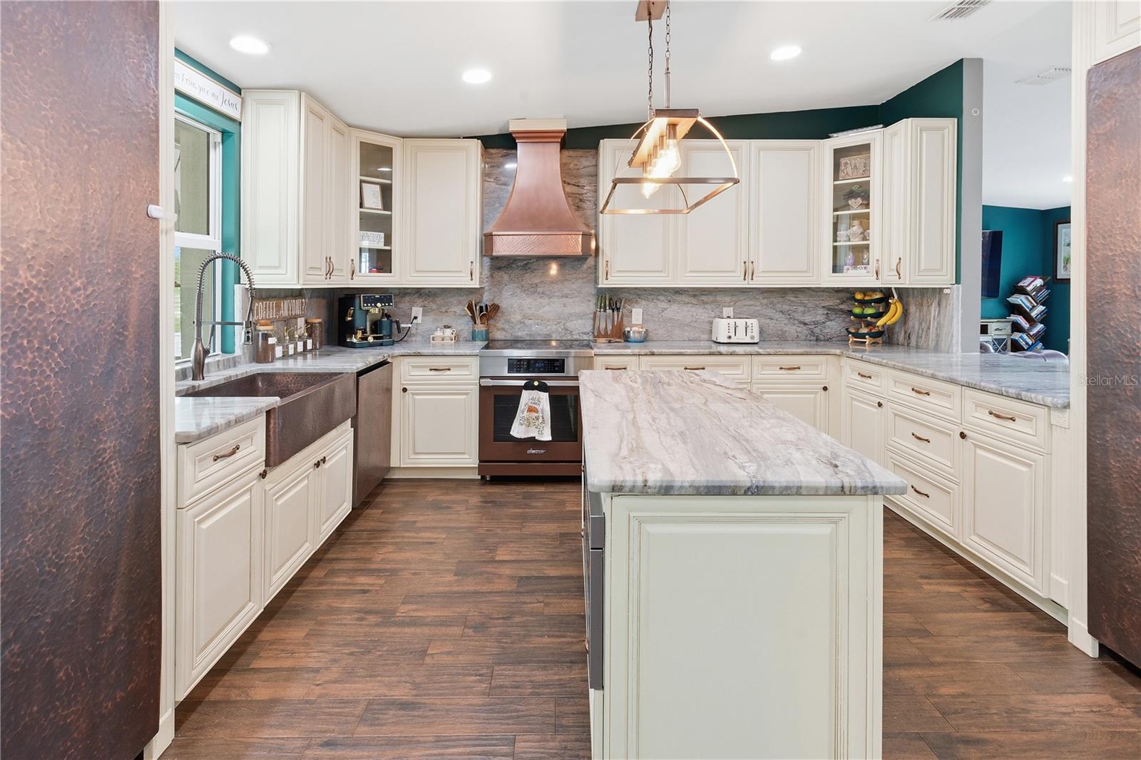 MONEYTREE RANCHETTES SUB - Residential