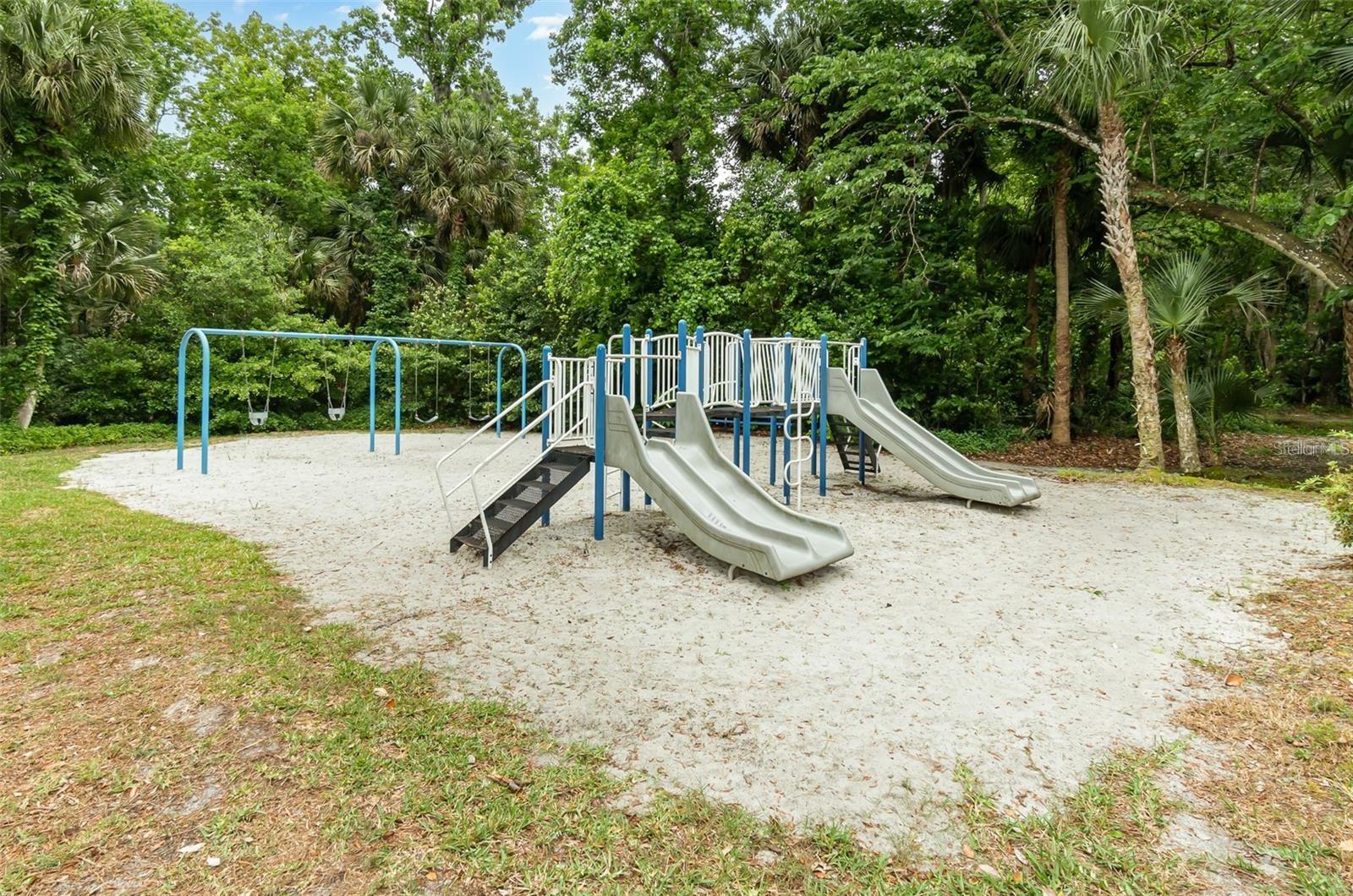 CYPRESS CLUB - Residential