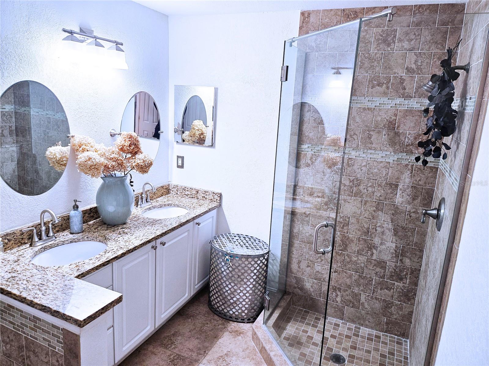 CYPRESS CLUB - Residential