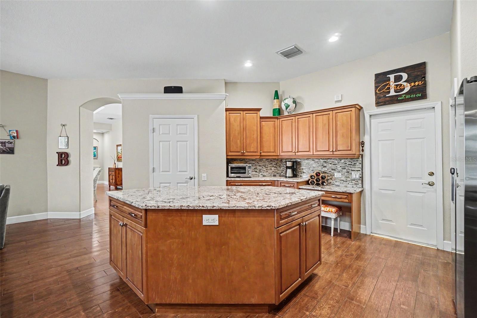 15220 Blackhawk Dr, Fort Myers, FL, 33912, USA, 4 Bedrooms Bedrooms, ,4 BathroomsBathrooms,Residential,Active,15220 Blackhawk Dr,C7526597