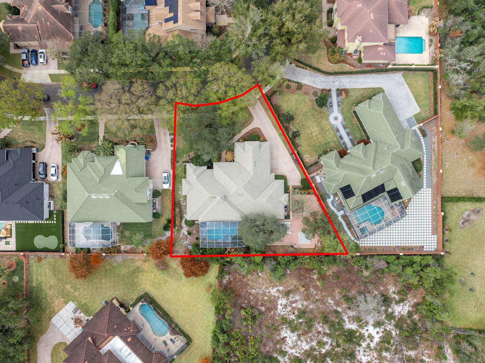 PALM LAKE - Residential