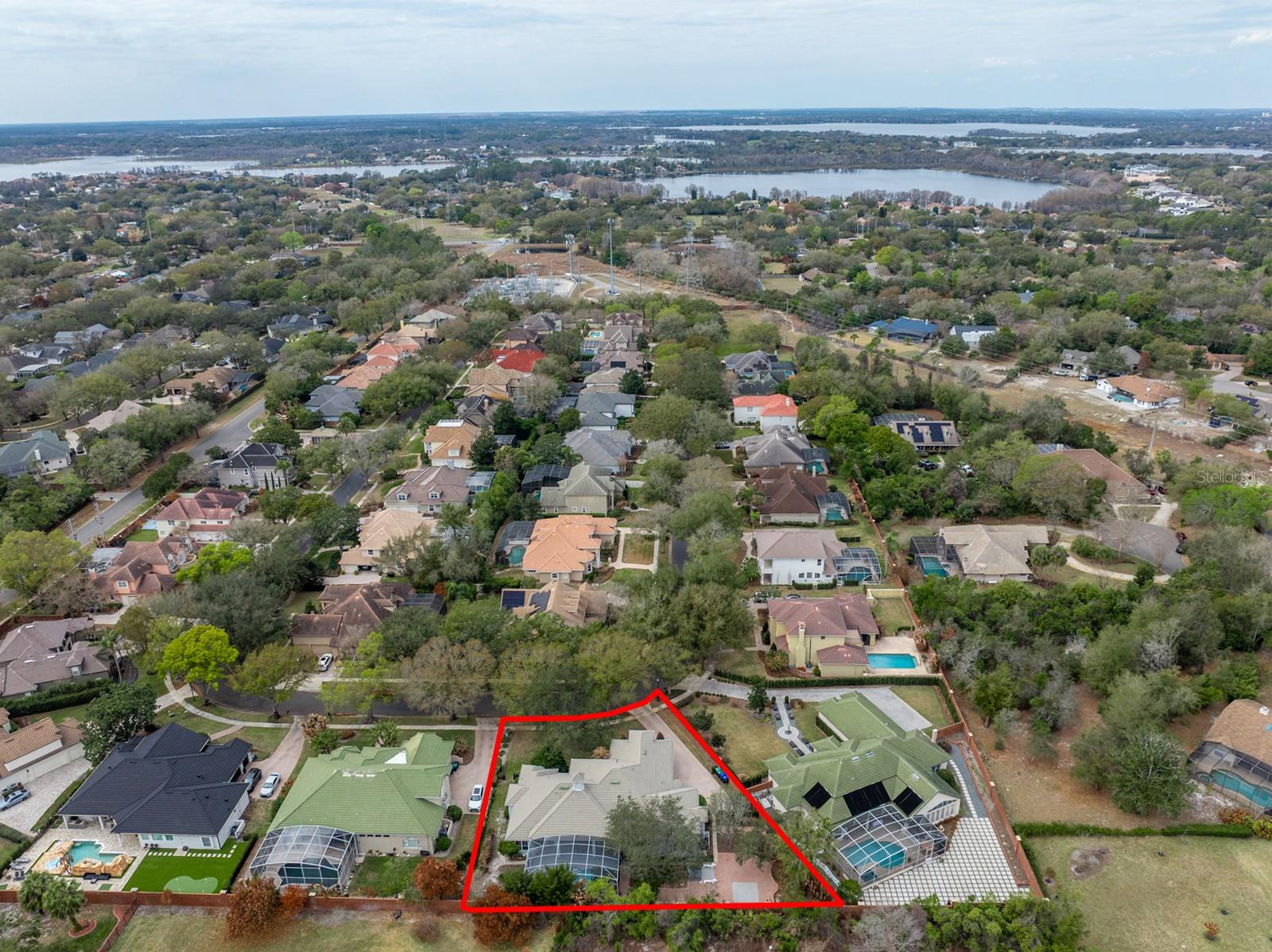 PALM LAKE - Residential