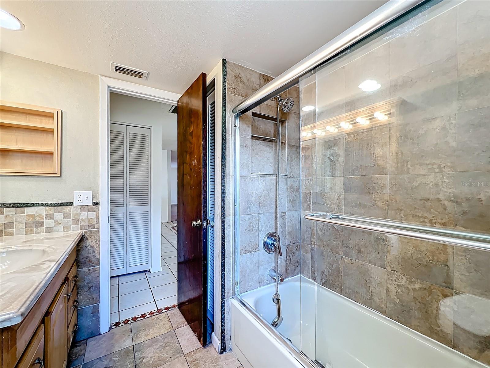 SEMINOLE COUNTRY - Residential