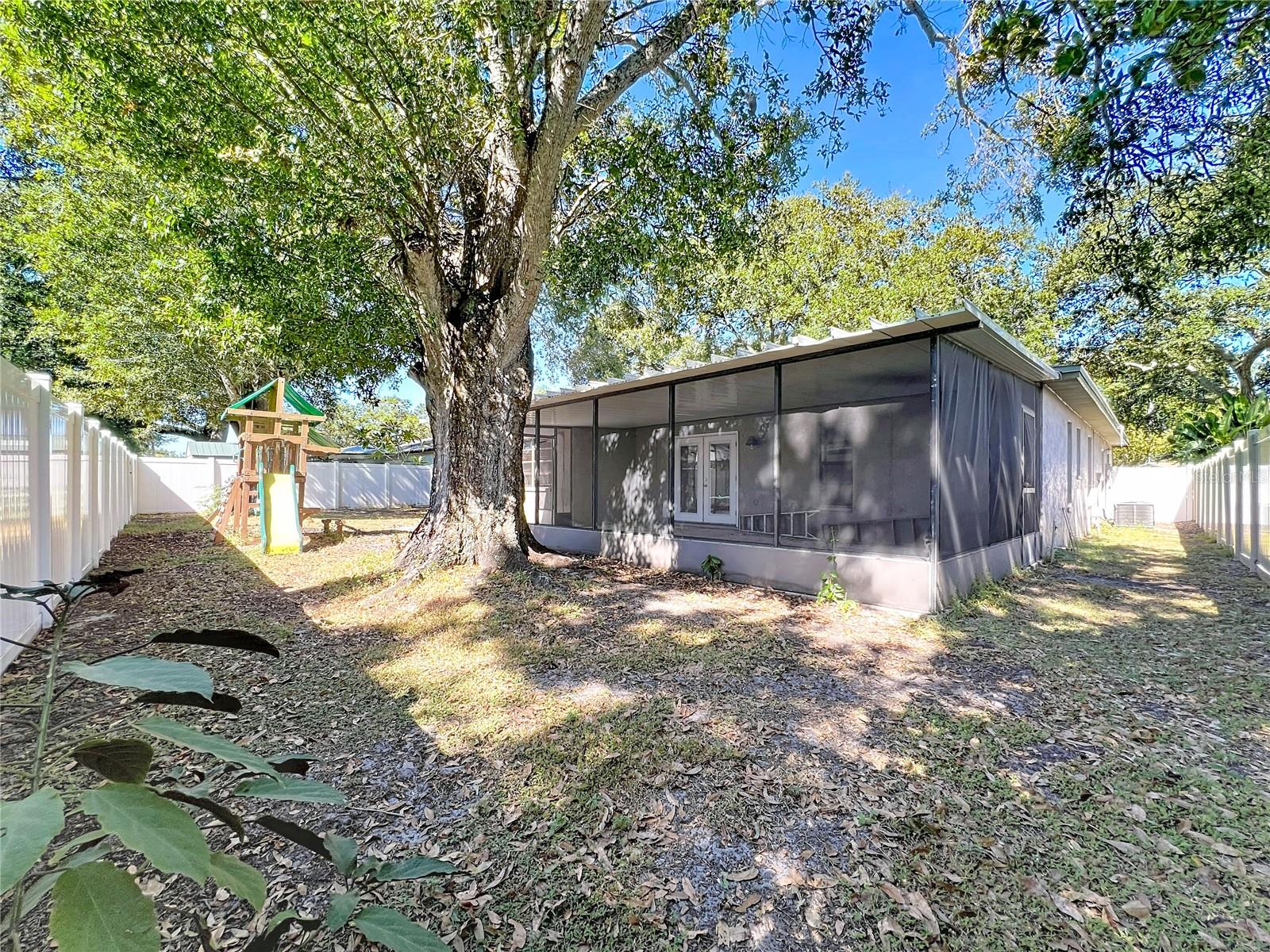 SEMINOLE COUNTRY - Residential