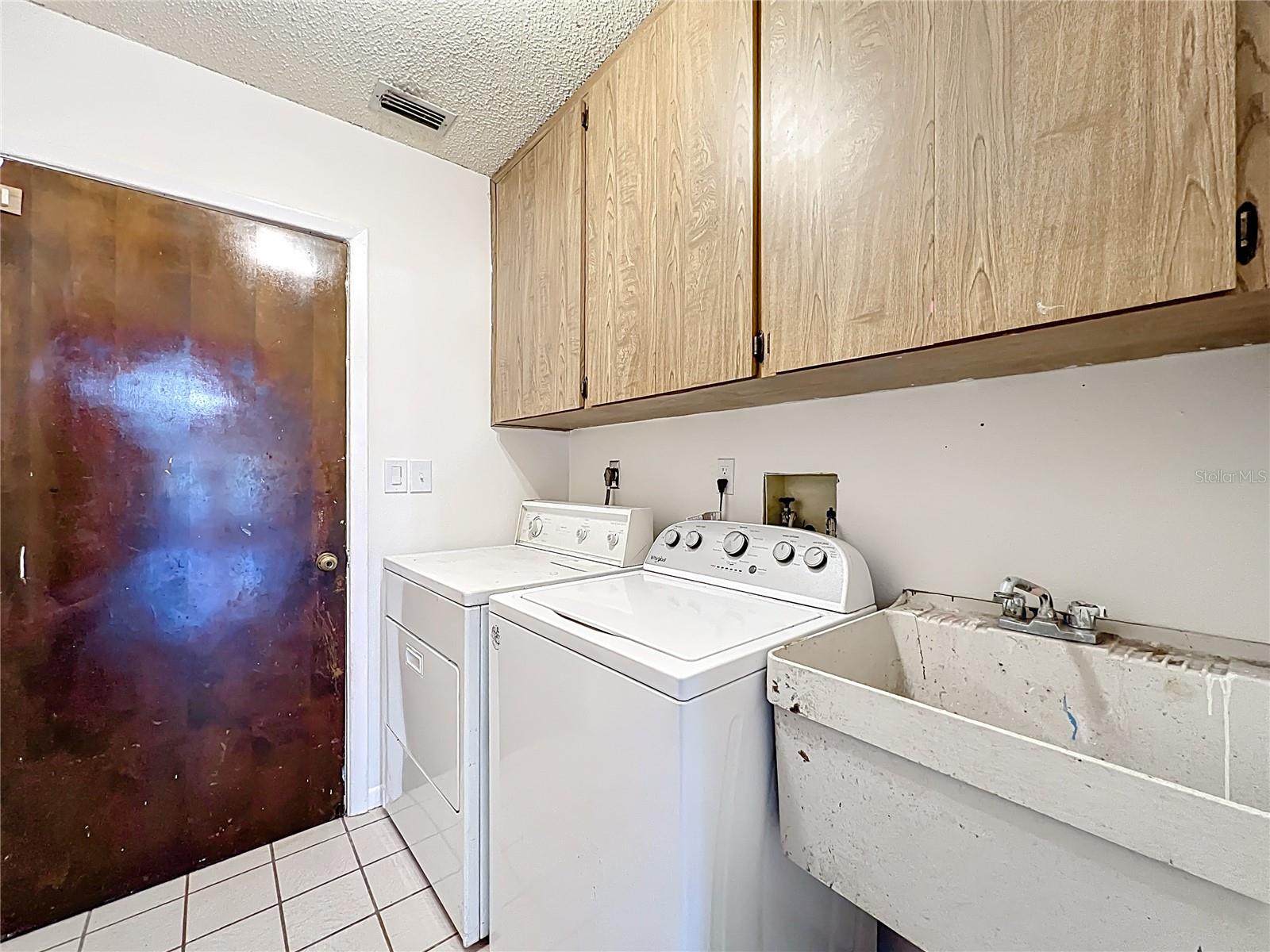 SEMINOLE COUNTRY - Residential