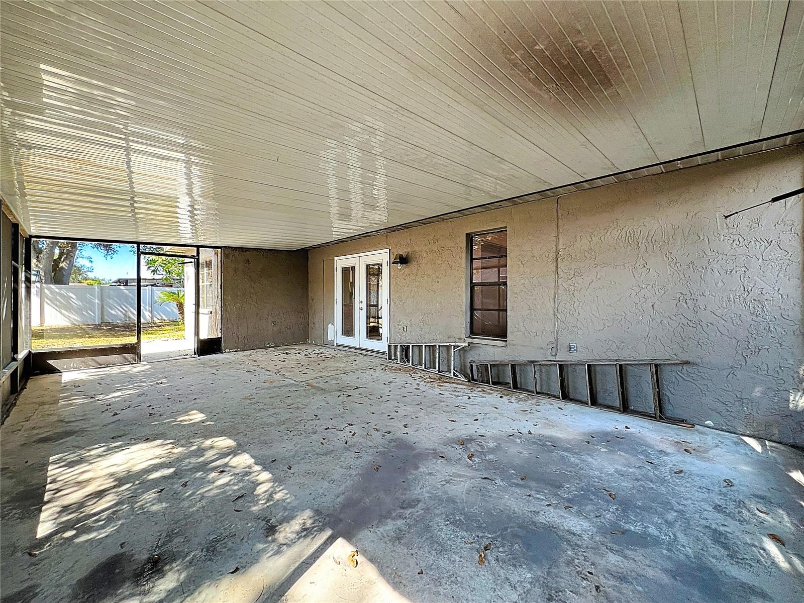 SEMINOLE COUNTRY - Residential