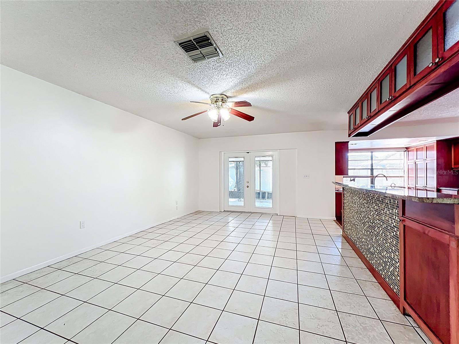 SEMINOLE COUNTRY - Residential