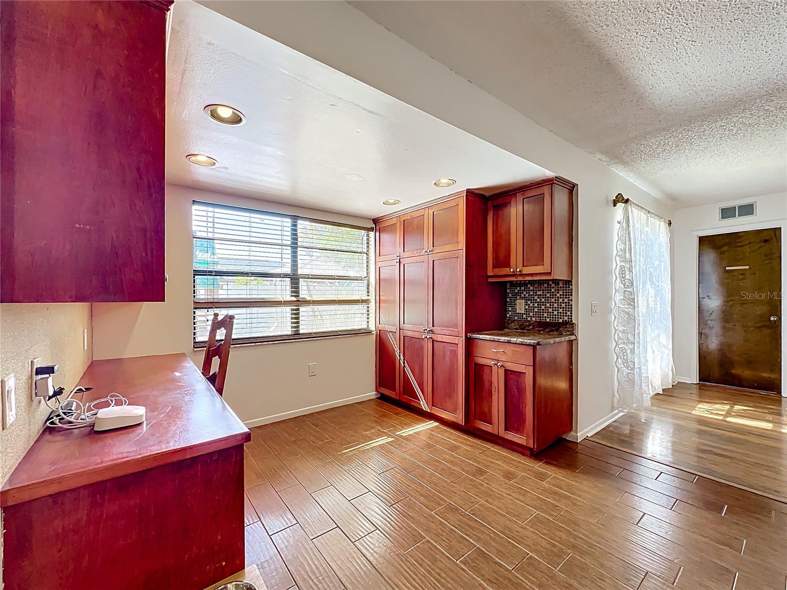 SEMINOLE COUNTRY - Residential