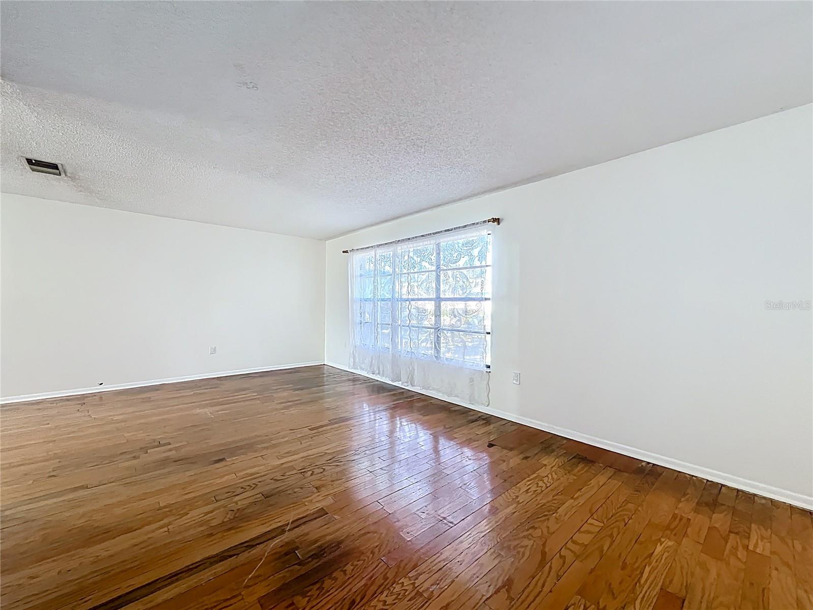 SEMINOLE COUNTRY - Residential