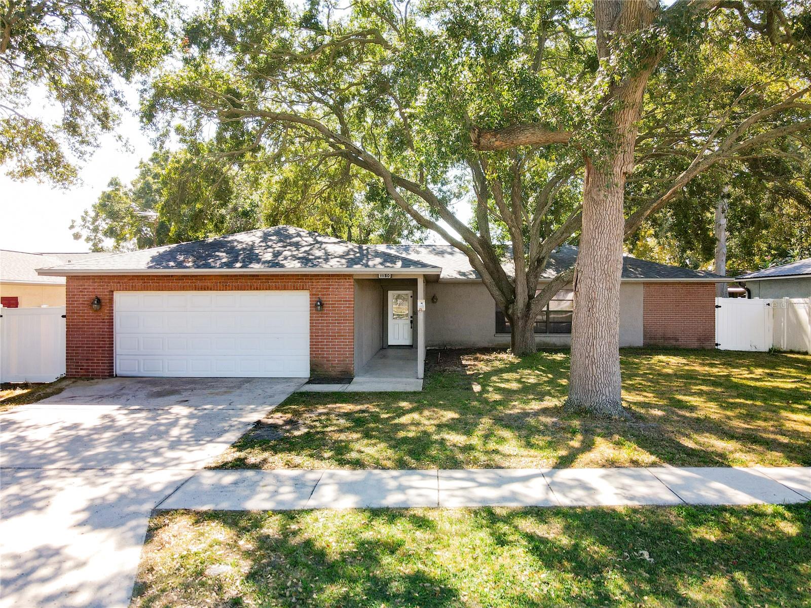 SEMINOLE COUNTRY - Residential