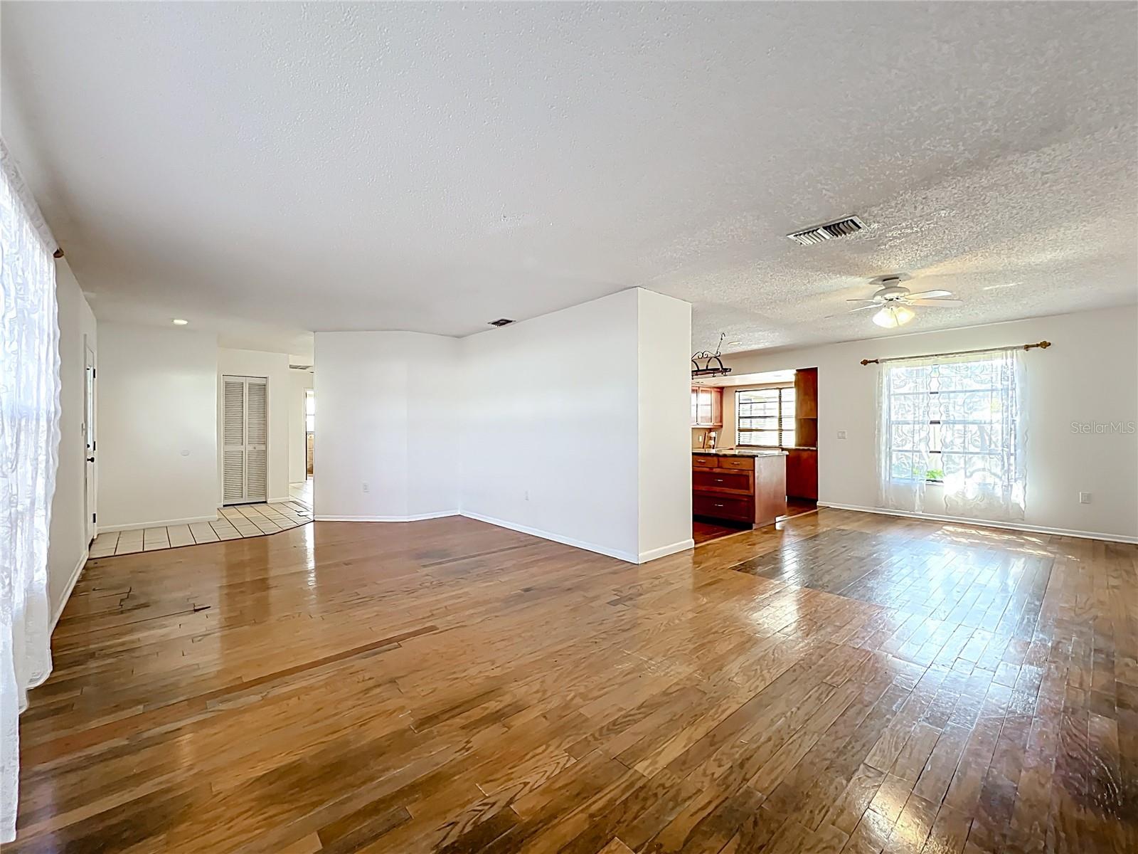 SEMINOLE COUNTRY - Residential