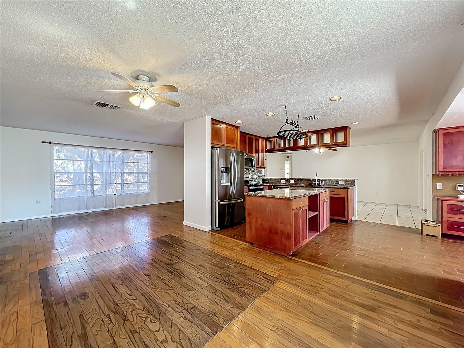 SEMINOLE COUNTRY - Residential