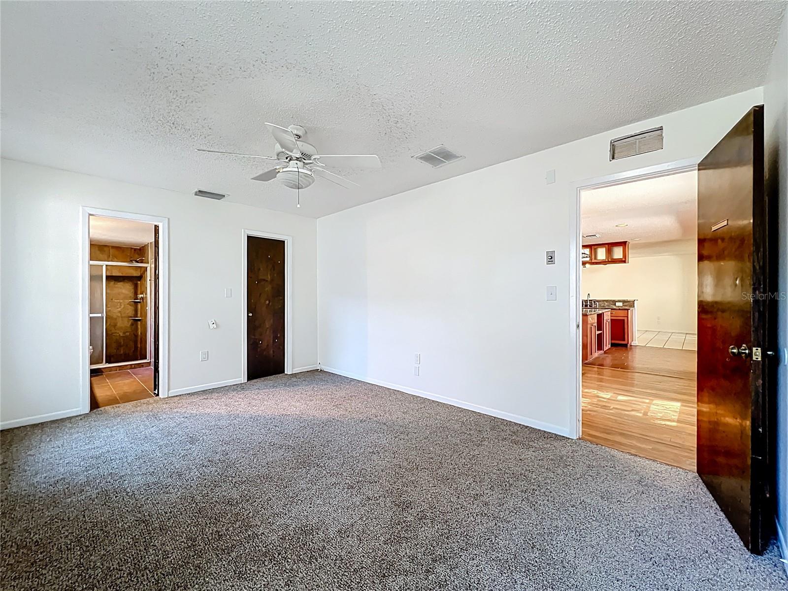 SEMINOLE COUNTRY - Residential