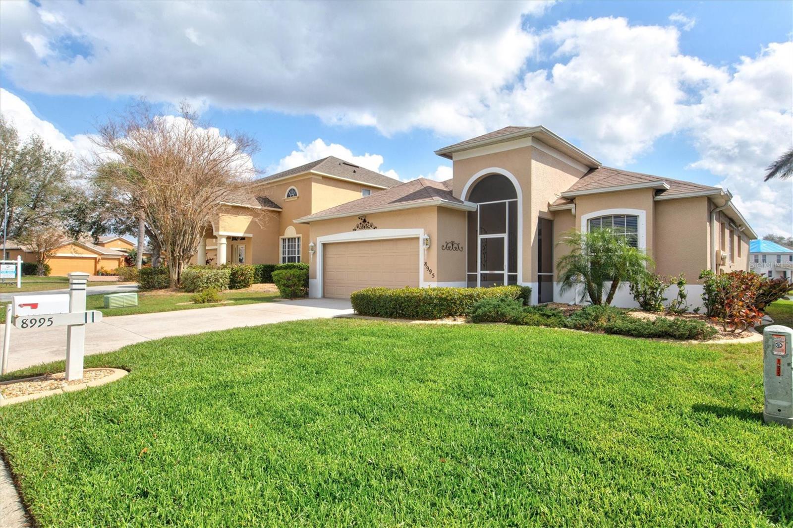 8995 FOUNDERS CIRCLE