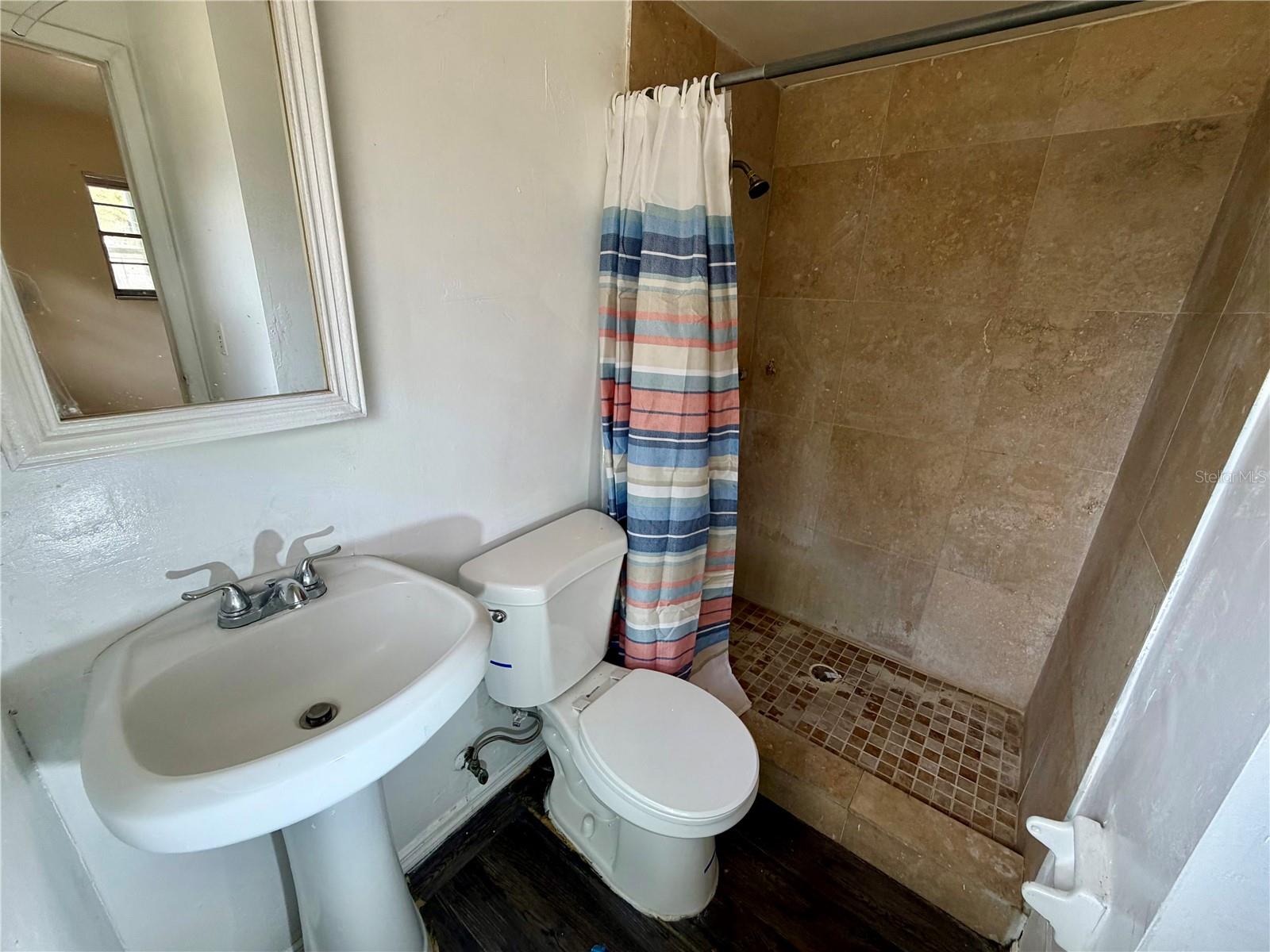 HOME ACRES - Residential