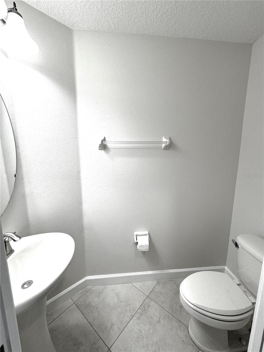 PRESERVE AT RIVERVIEW - Residential Lease